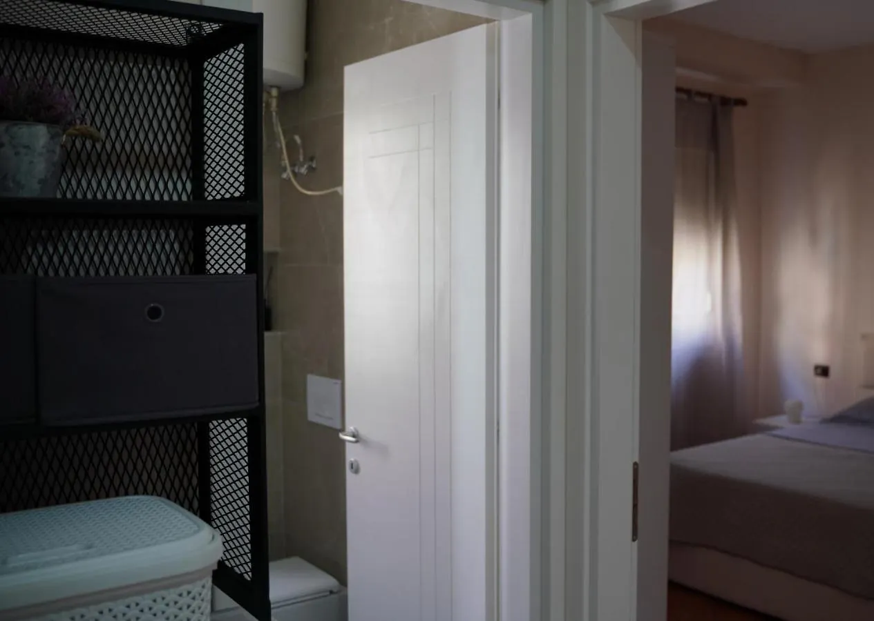 Stylish Apartment Near Tirana Center アルバニア